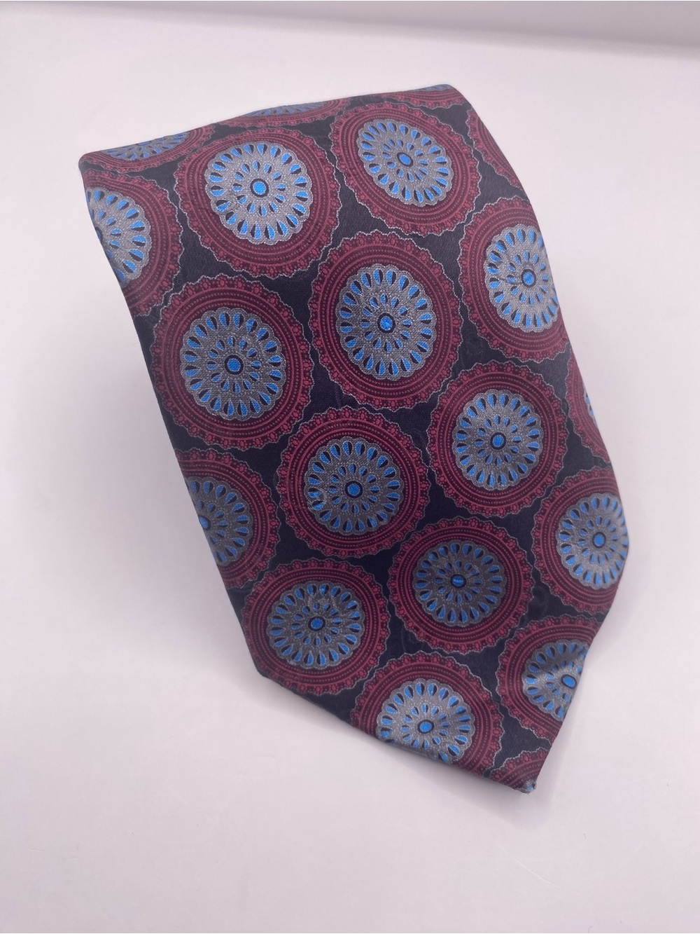 Ermenegildo Zegna Burgundy Tie with Blue Medallion Motif